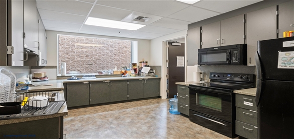645 4th Street Bremerton Washington, 98337 | United Way of Kitsap - Office for Sale