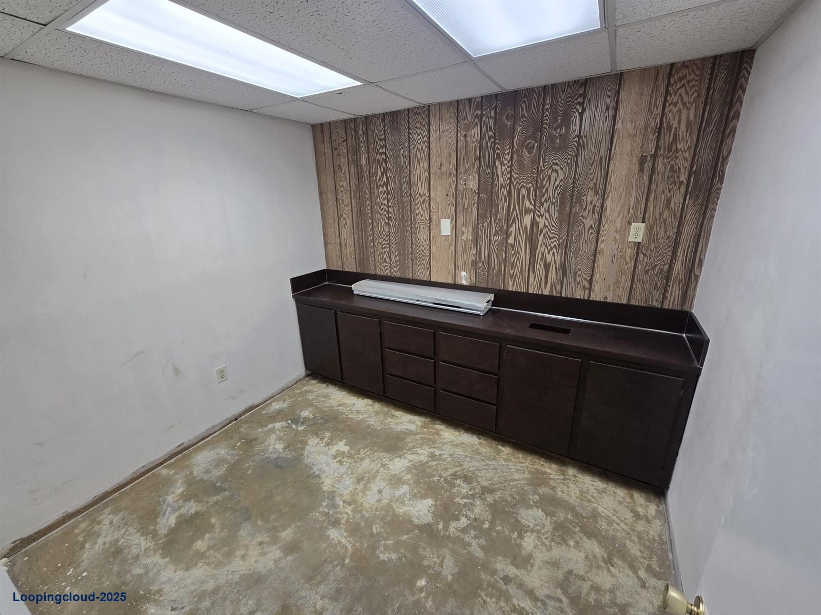 Beautiful  Office