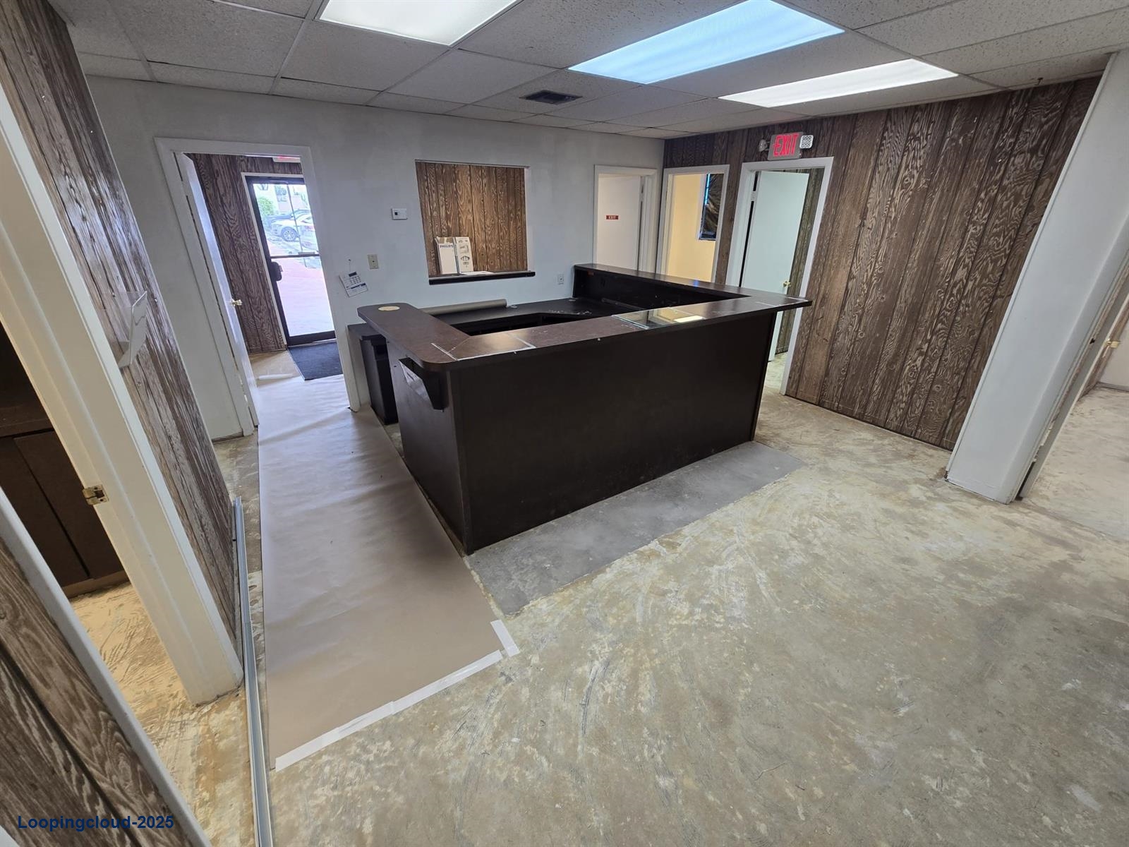 Beautiful  Office