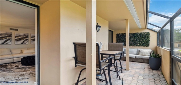 3067 WILLOW GREEN DR #33 Sarasota Florida, 34235 | Exclusive Condo in Willow Green