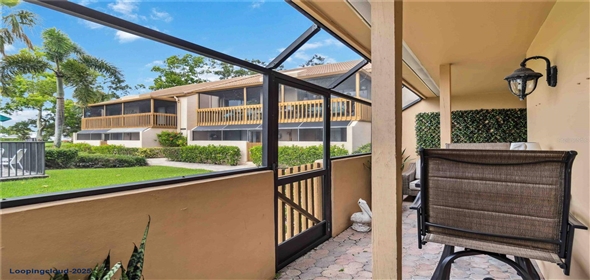 3067 WILLOW GREEN DR #33 Sarasota Florida, 34235 | Exclusive Condo in Willow Green