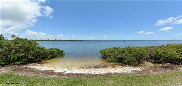 1212 PRINCETON AVE Bradenton Florida, 34207 | Ideal Home in the heart of Bradenton's Bayshore Gardens