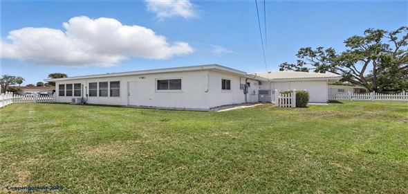3105 GULFGATE DR Sarasota Florida, 34231 | Beautiful Home