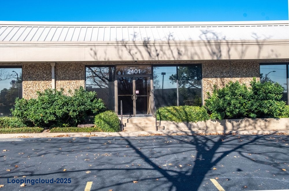 Oakhollow Business Park- Warehouse Space Available