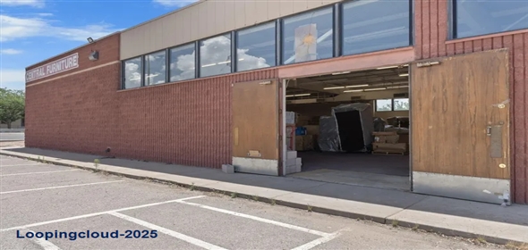 221 Broadway Boulevard Se Albuquerque New Mexico, 87102 | Large space with a lot of potential.
