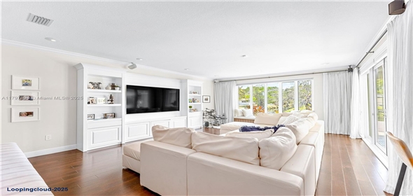 16001 SW 77th Ct Palmetto Bay Florida, 33157 | Luxurious Single Family Home