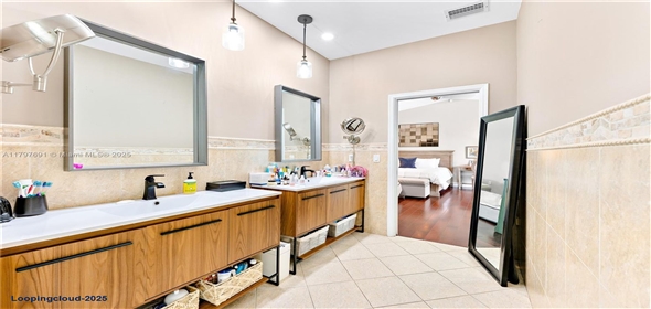 16001 SW 77th Ct Palmetto Bay Florida, 33157 | Luxurious Single Family Home