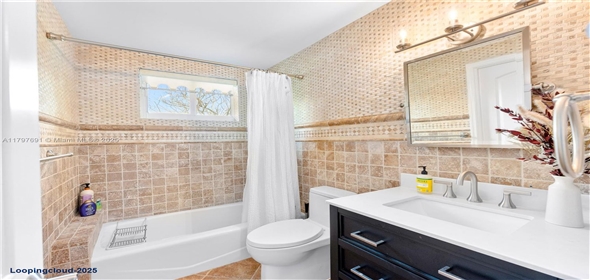 16001 SW 77th Ct Palmetto Bay Florida, 33157 | Luxurious Single Family Home