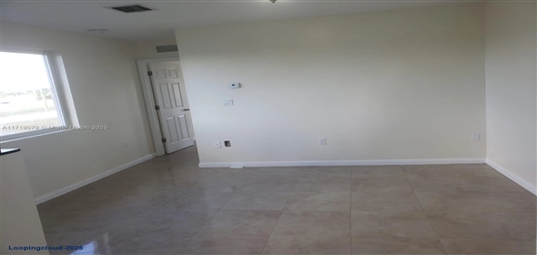 2250 W 5th Way Hialeah Florida, 33010 | Exclusive Home for Sale