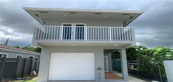 2250 W 5th Way Hialeah Florida, 33010 | Exclusive Home for Sale