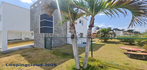 The Village Beach Avenida principal Panama City Panamá Province, 07033 | Hermosa Casa en San Carlos - Beautiful Home