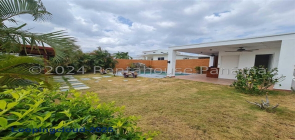 The Village Beach Avenida principal Panama City Panamá Province, 07033 | Hermosa Casa en San Carlos - Beautiful Home
