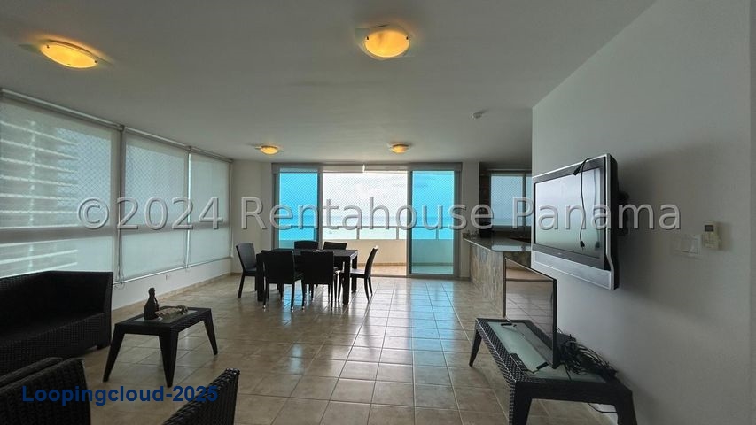 Hermoso Apartamento en Venta - Beautiful Condo for Sale