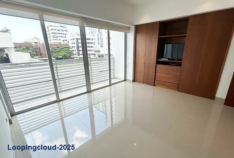 Aqua Apartment 3B
