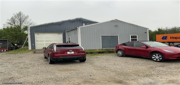 6550 Progress Parkway Cedar Hill Missouri, 63016 | Contractors Building 2885 SF on 1-Acre  Located in Cedar Hill MO