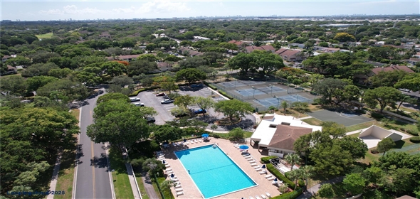 715 Gardens Dr # 203 Pompano Beach Florida, 33069 | Beautiful Townhouse