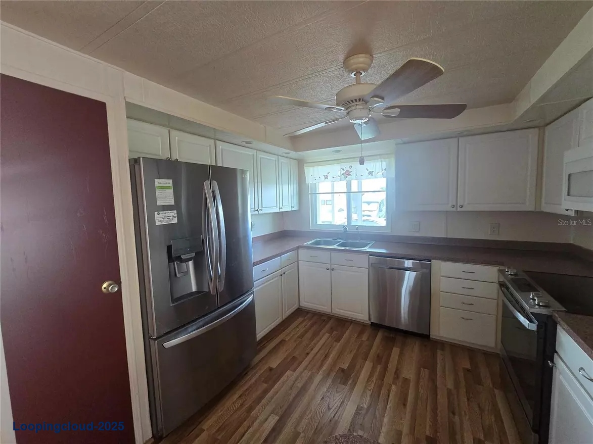 225 SCHOONER ST.