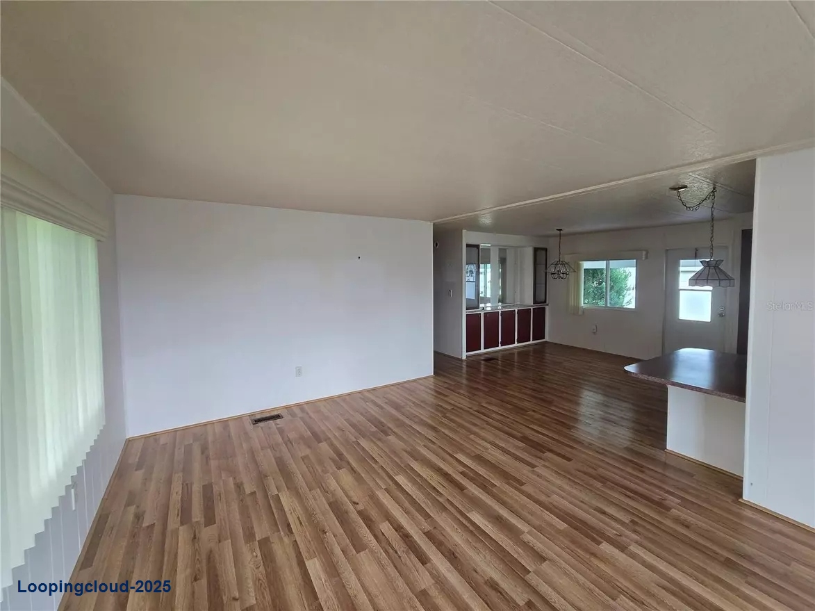 225 SCHOONER ST.