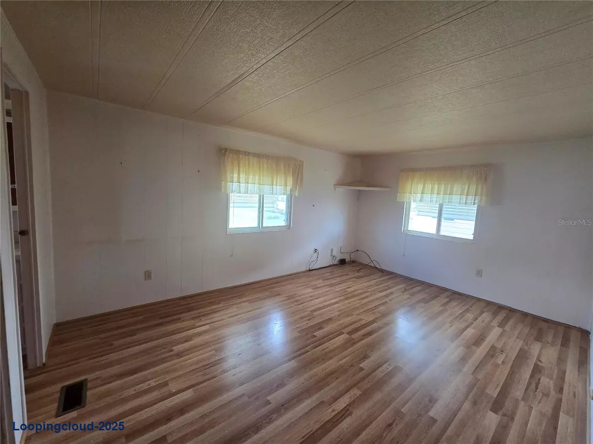 225 SCHOONER ST.