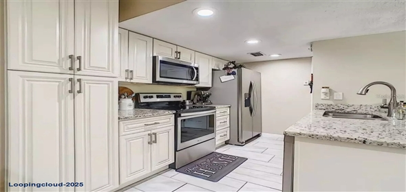 1006 LONGFELLOW CT #176C Sarasota Florida, 34243 | 1006 LONGFELLOW CT #176C Sarasota