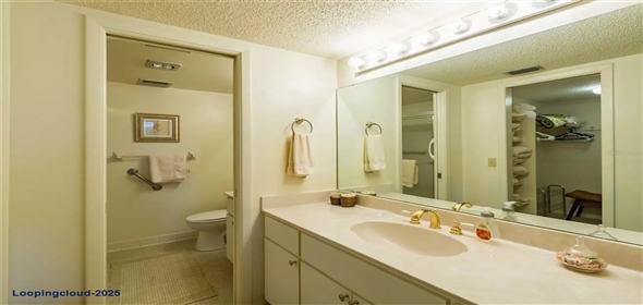 8767 MIDNIGHT PASS #506F Sarasota Florida, 34242 | 8767 MIDNIGHT PASS #506F