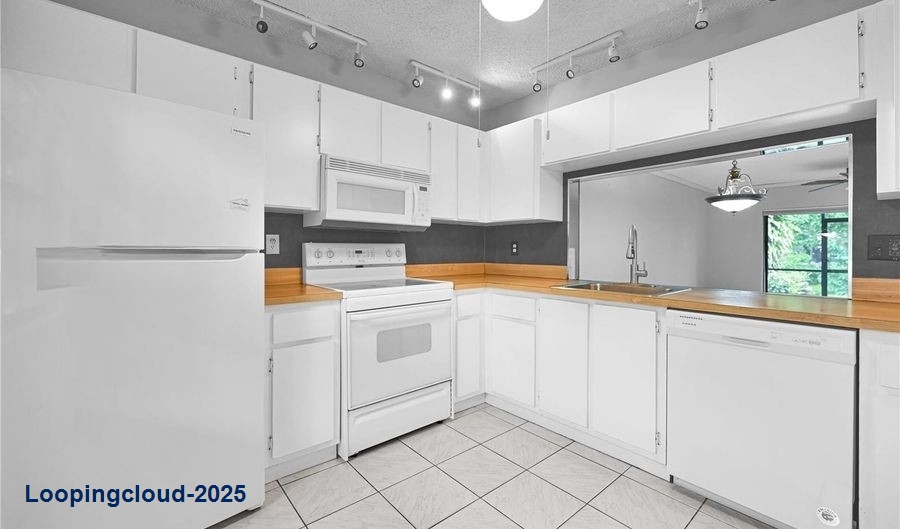 Townhouse in 502 Westree Ln, Plantation