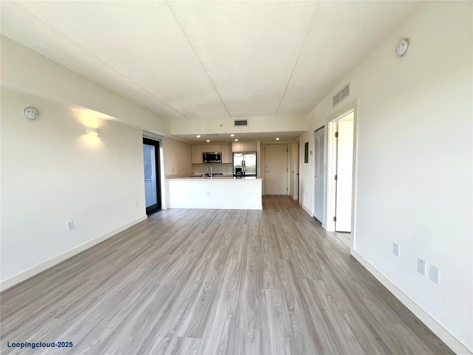 2285 SW 27th St # 402