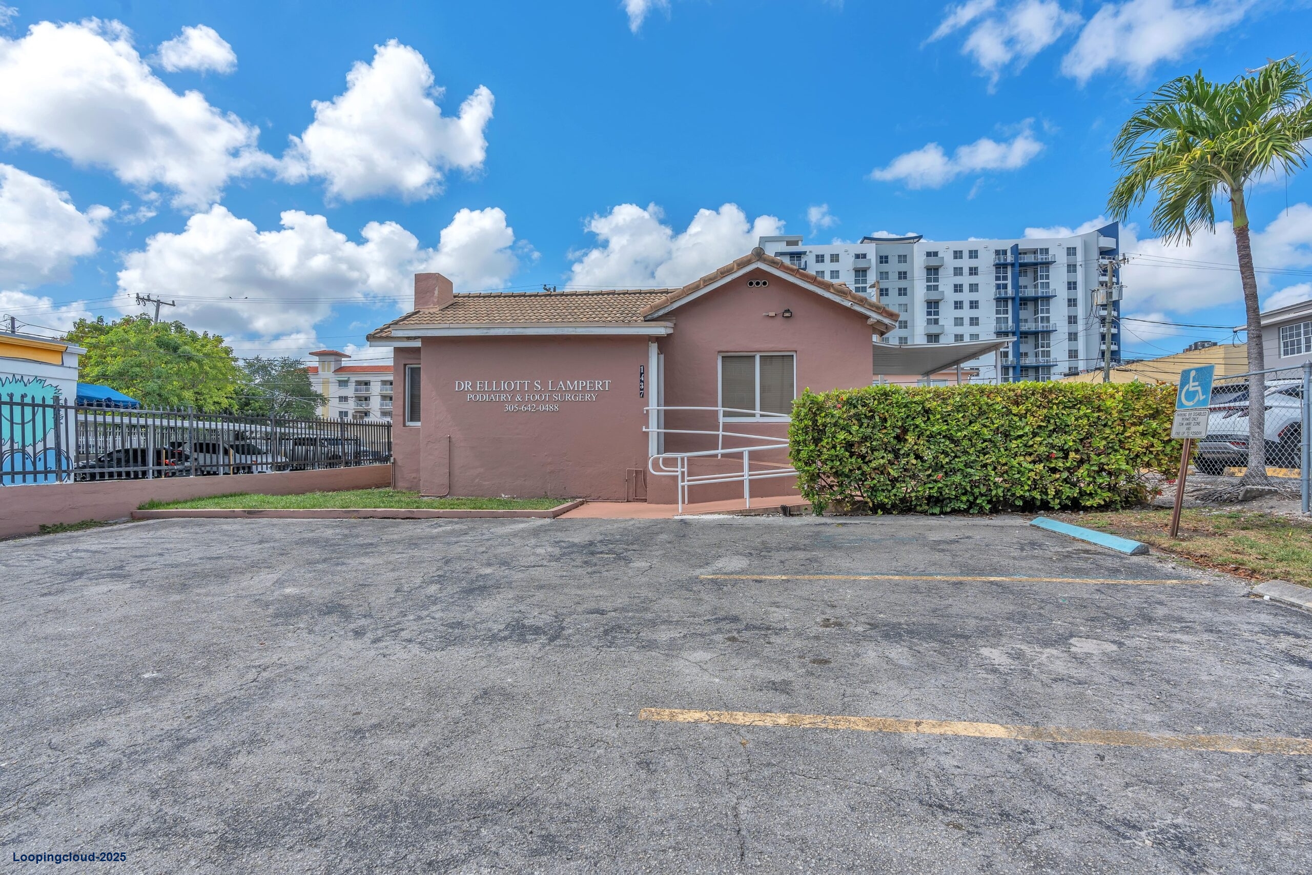 Office for Sale in Miami Florida 33135