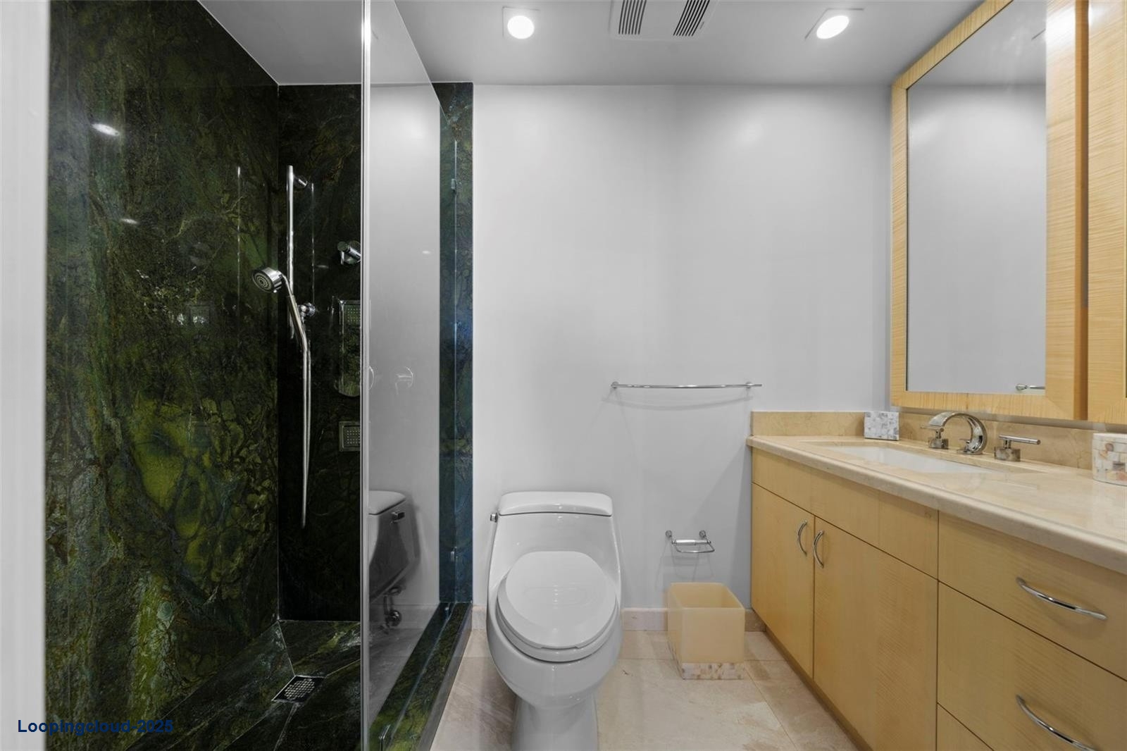 For Sale 1 Bedroom Condo