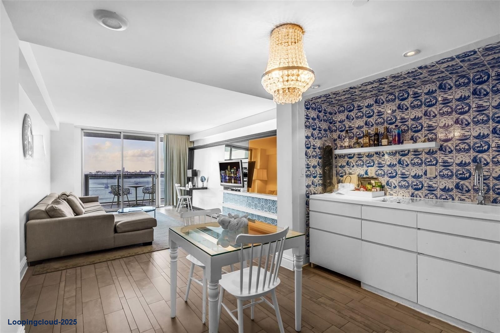 1100 West Condo - Unit 1420