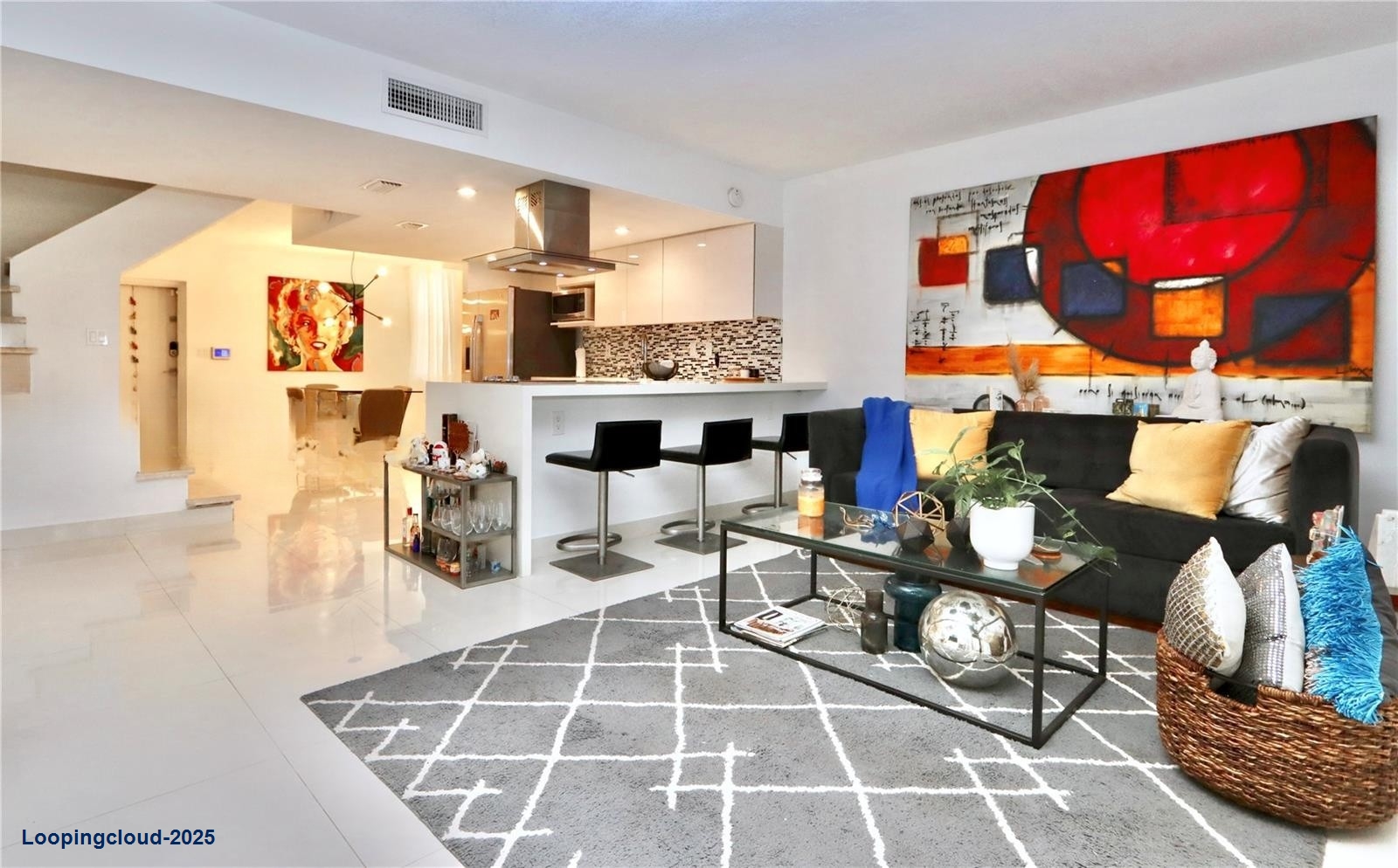 Well-Maintained 1-Bedroom Condo with Low Maintenance Fees
