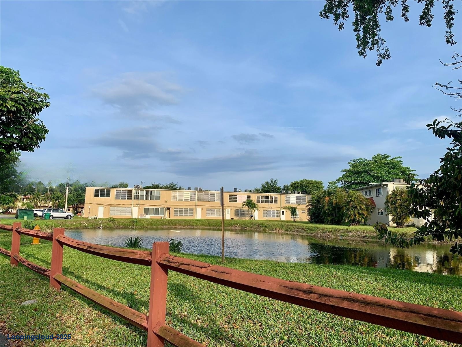 1 Bed Condo 692Feet2 at Miami Gardens