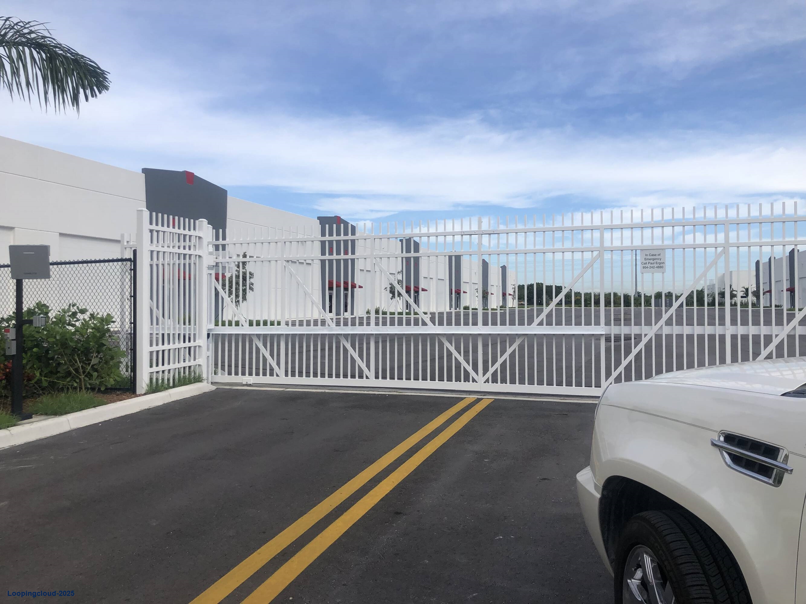 Prime Warehouses Next to Ocean Reef - Storage/Owner User