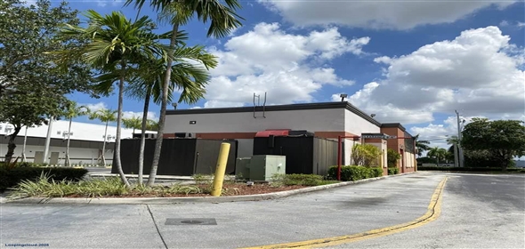 8540 NW 58th St Doral Florida, 33166 | Stand Alone Retail Opportunity