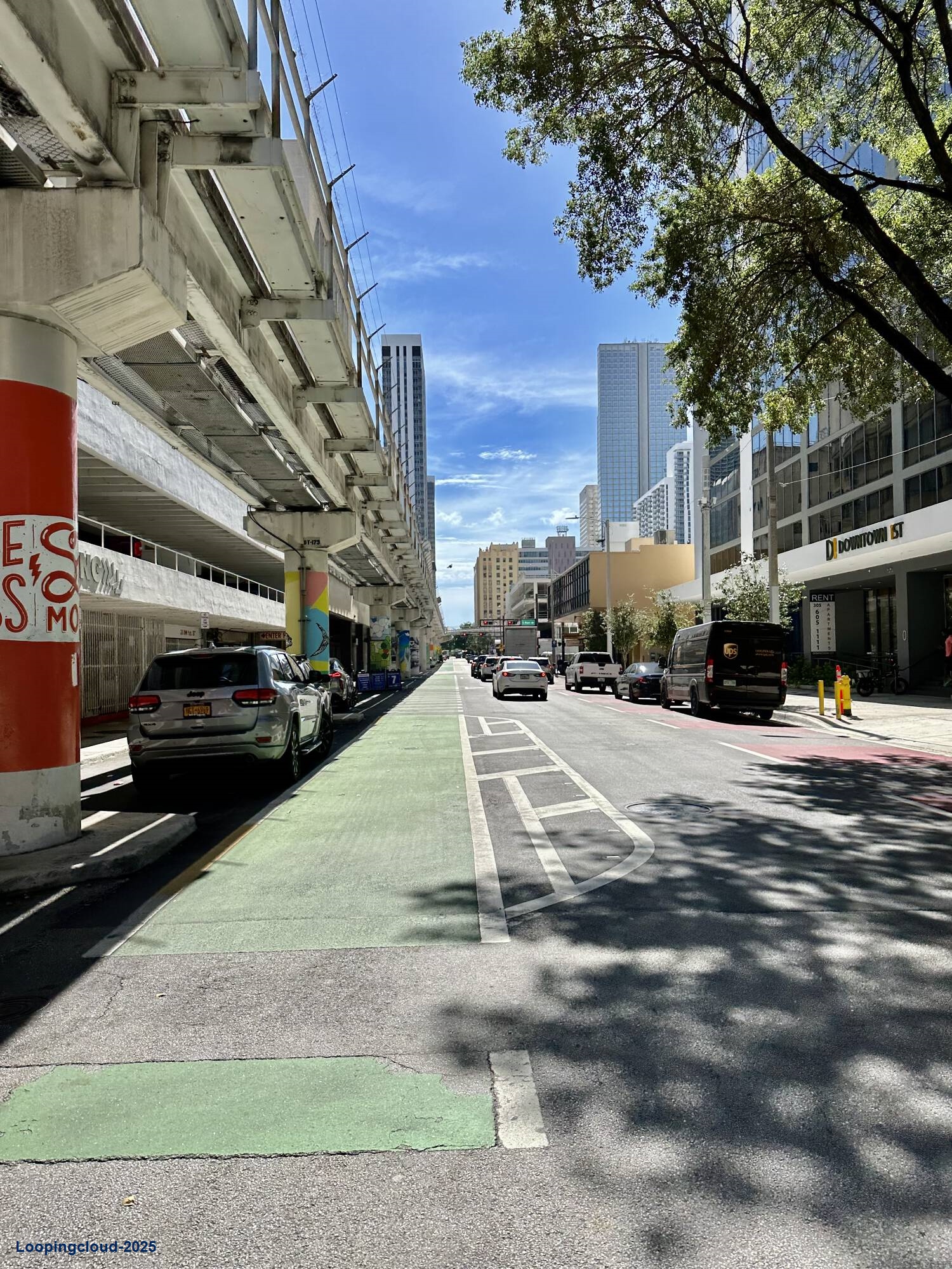 Commonwealth Building - 46 SW 1 Street