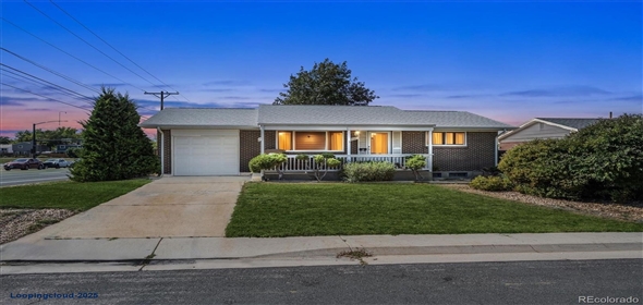 9201 King Way Denver Colorado, 80031 | Charming one-level Ranch-Style Home