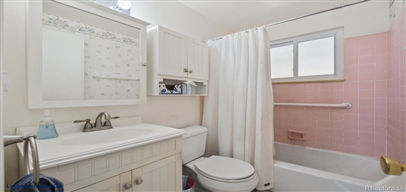 9201 King Way Denver Colorado, 80031 | Charming one-level Ranch-Style Home