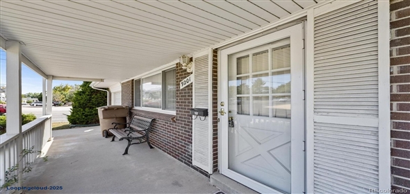 9201 King Way Denver Colorado, 80031 | Charming one-level Ranch-Style Home