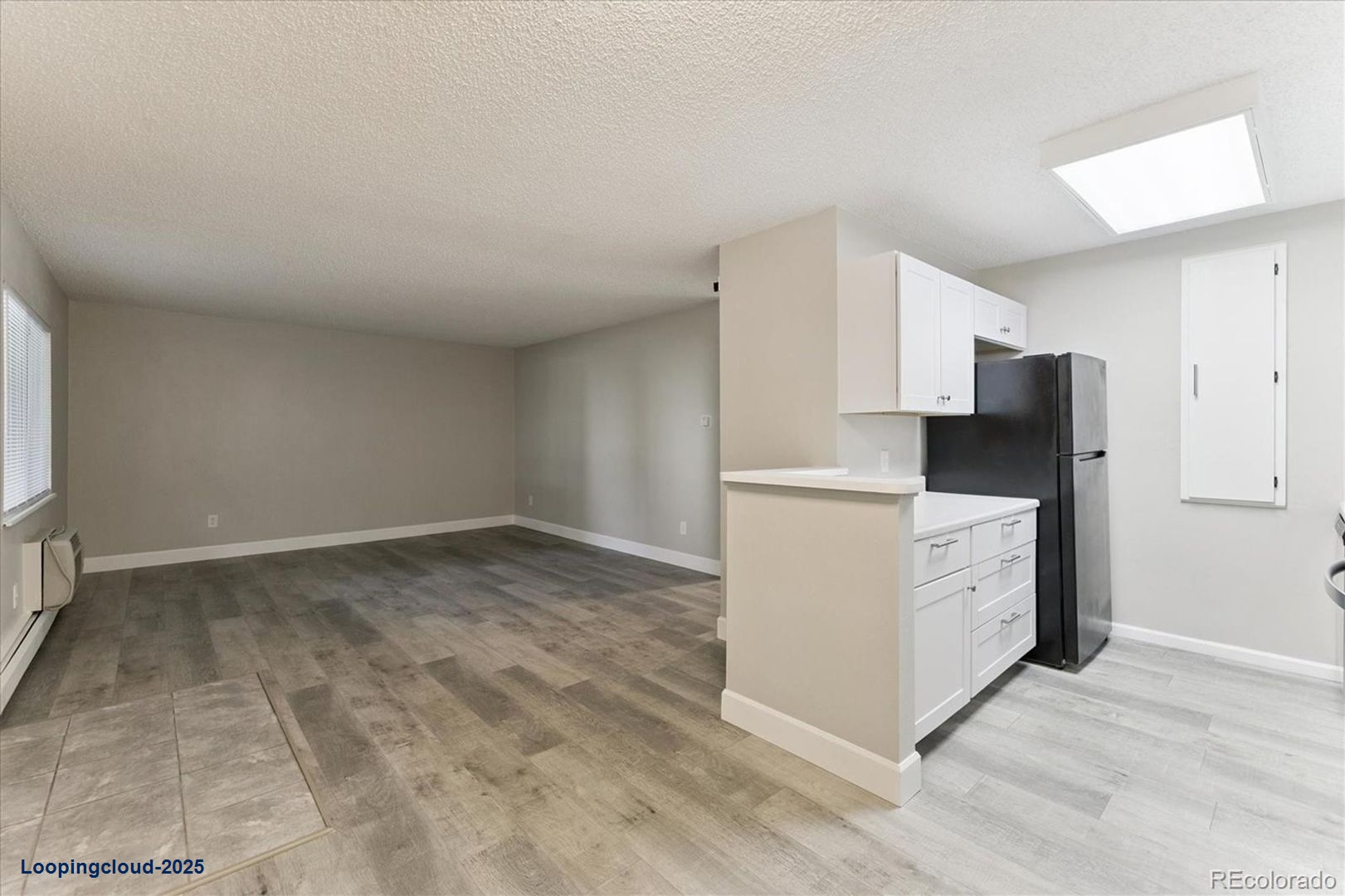 Stunning Remodeled Ground Floor Unit!