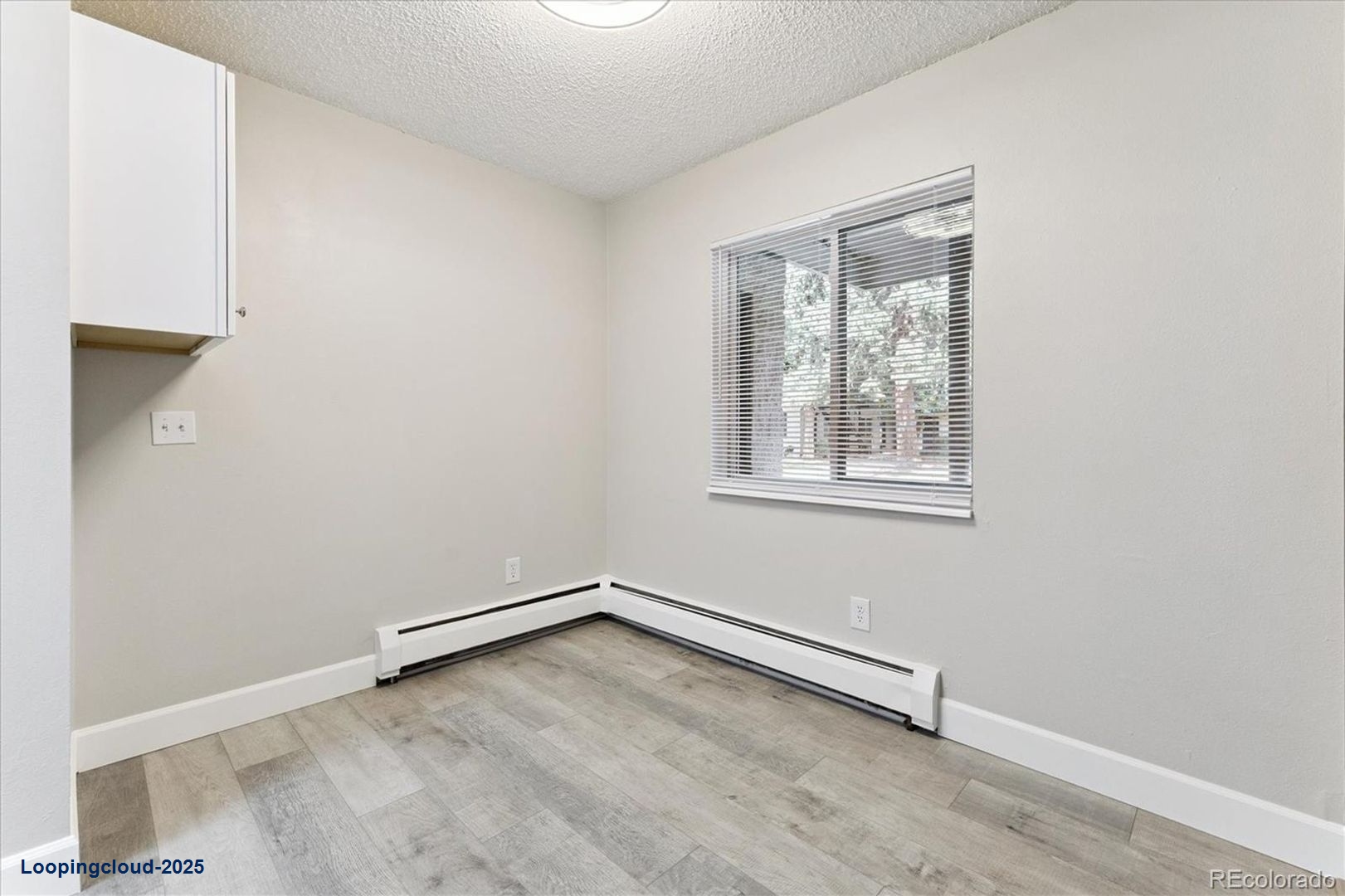 Stunning Remodeled Ground Floor Unit!
