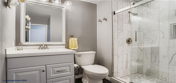 1475 S Quebec Way #I43 Aurora Colorado, 80231 | Stunning Home