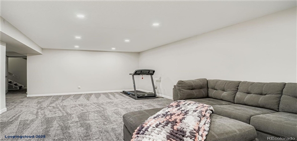 1475 S Quebec Way #I43 Aurora Colorado, 80231 | Stunning Home