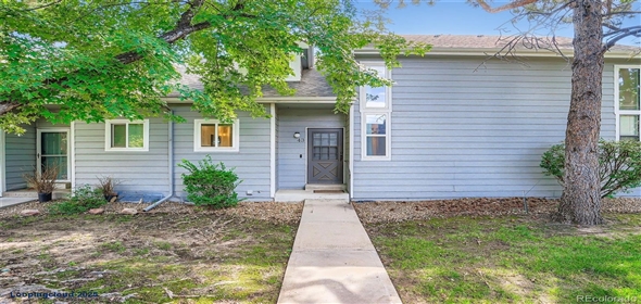 1475 S Quebec Way #I43 Aurora Colorado, 80231 | Stunning Home