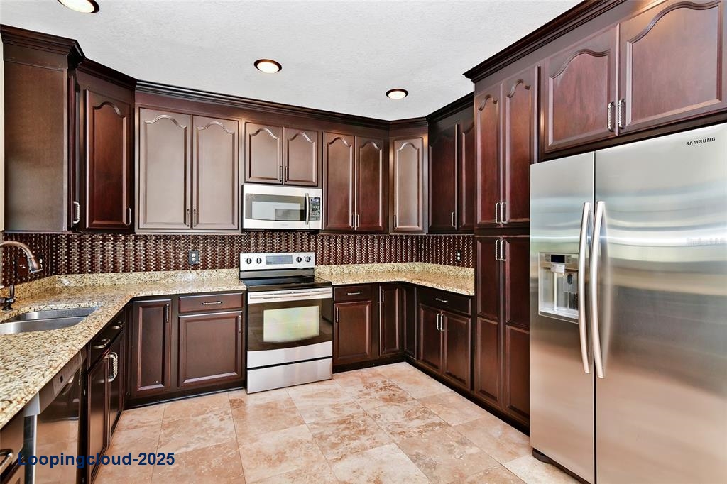 Single Family Residence 3 Bedrooms 2434SqFt at ORLANDO