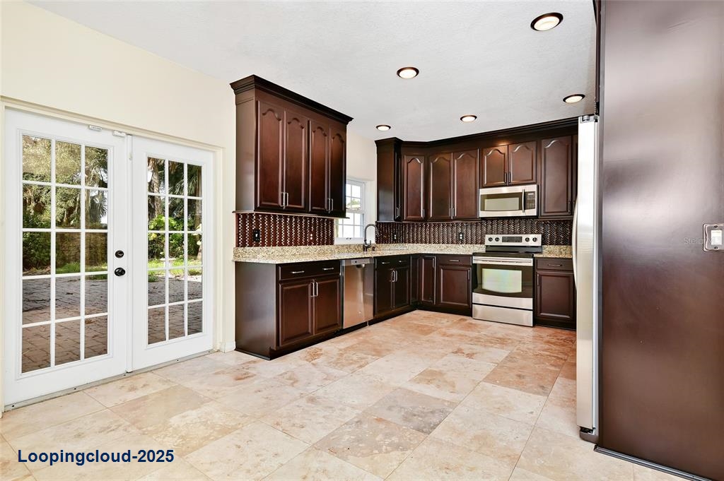 Single Family Residence 3 Bedrooms 2434SqFt at ORLANDO