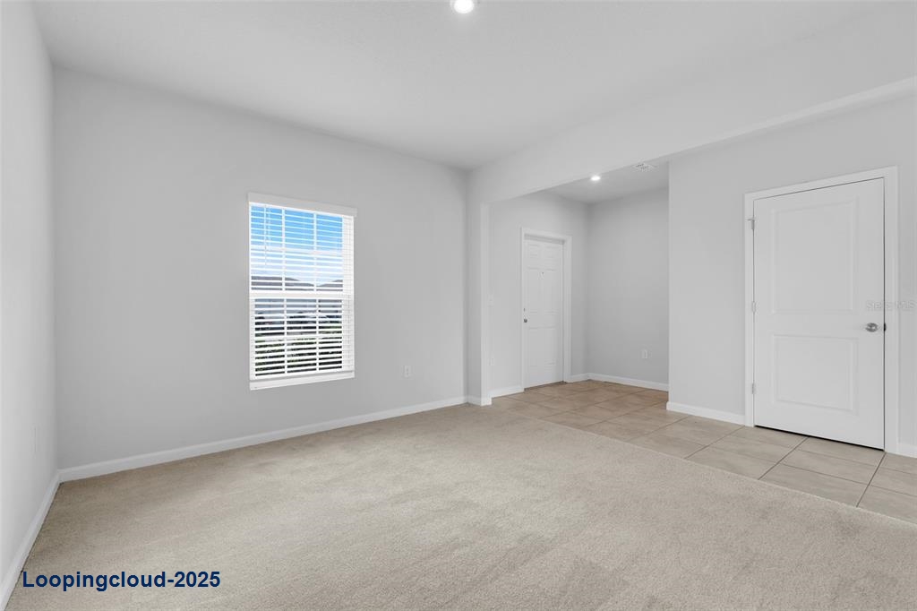 Single Family Residence 4 Bedrooms 2232SqFt at HAINES CITY