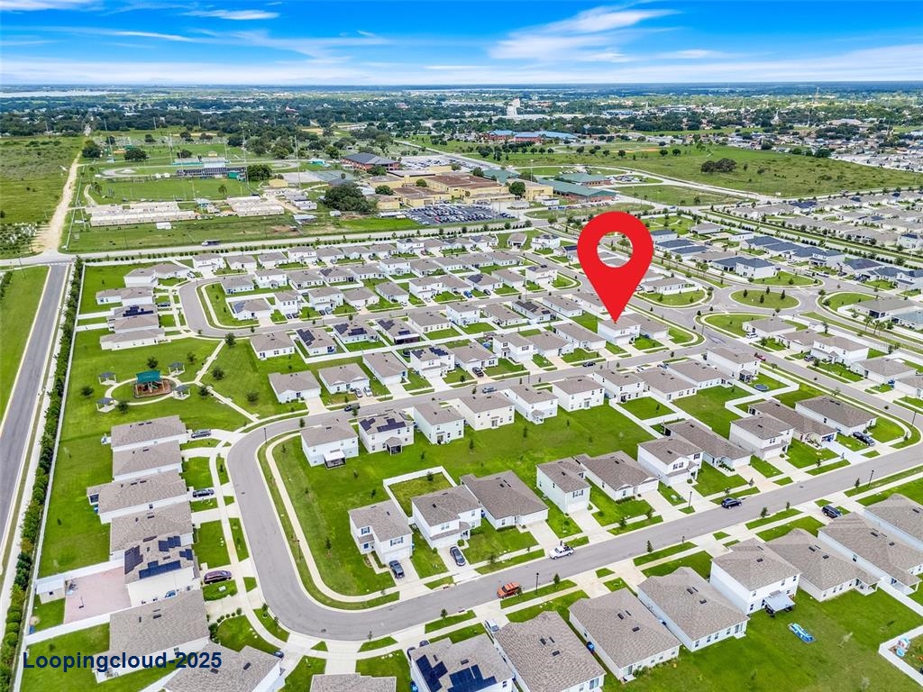 Single Family Residence 3 Bedrooms 1502SqFt at OCOEE