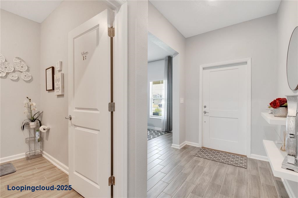 Single Family Residence 4 Bedrooms 2439SqFt at ST CLOUD