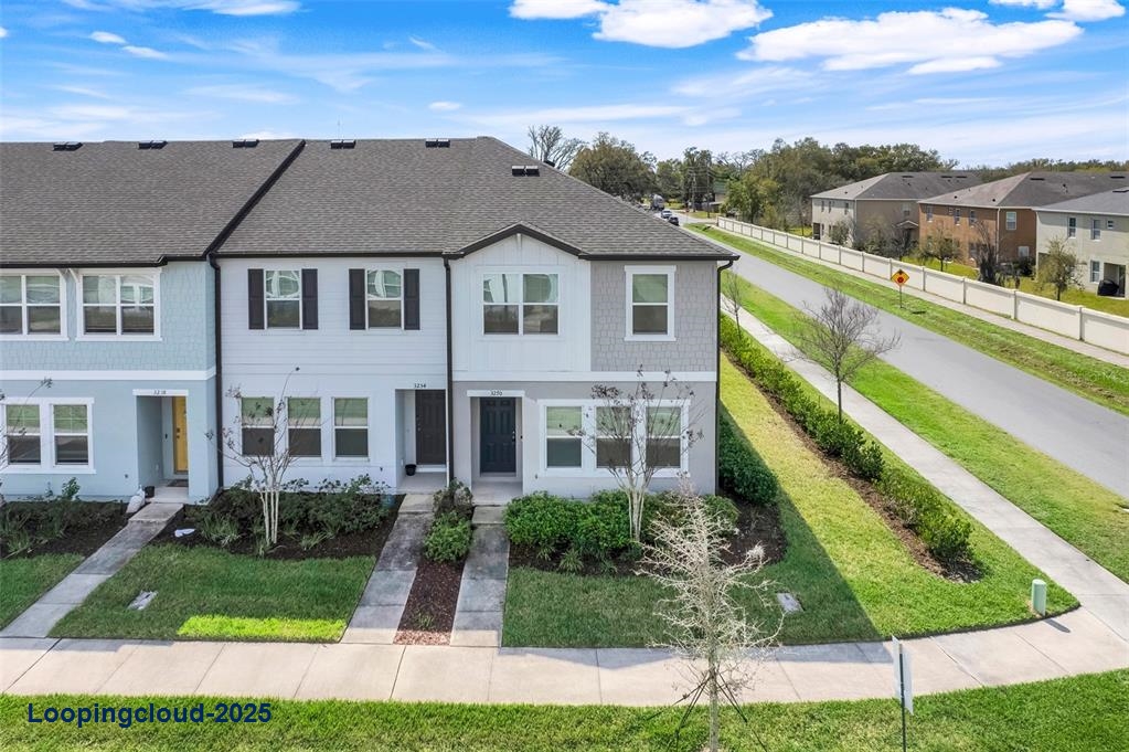 Townhouse 3 Bedrooms 1570SqFt at ORLANDO