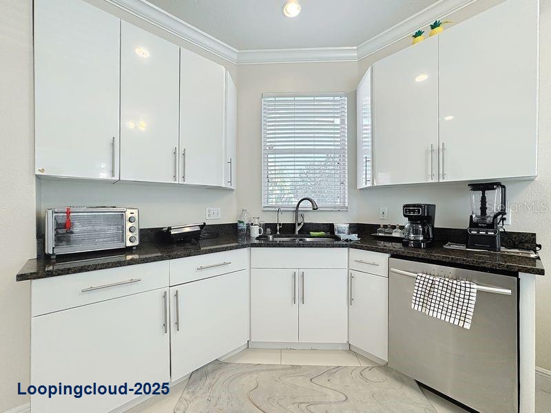 Single Family Residence 3 Bedrooms 1594SqFt at OCOEE